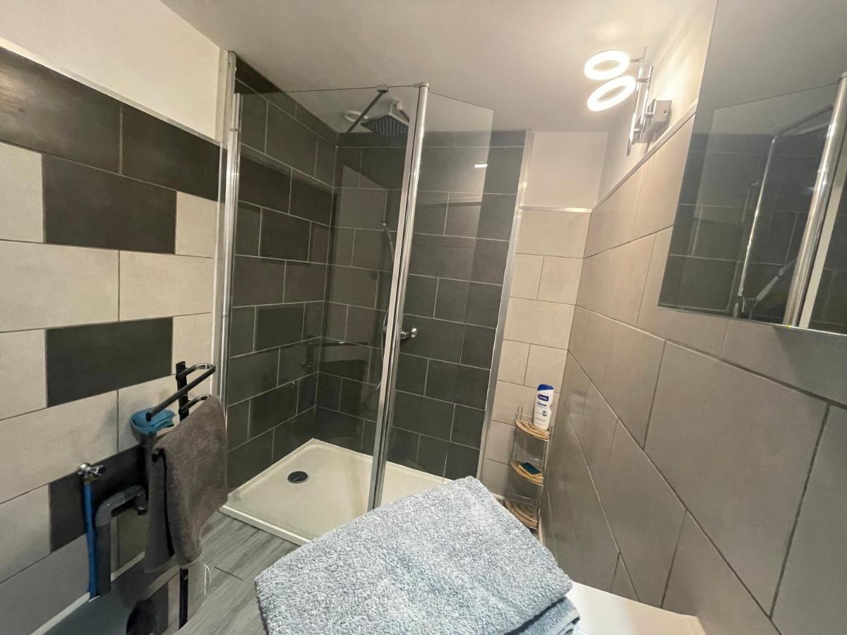 Appartement Entier Moissac Centre 30 M2 Calme Avec Cour Interieure Pour Velos A 50M Du Marche De مْواساك المظهر الخارجي الصورة