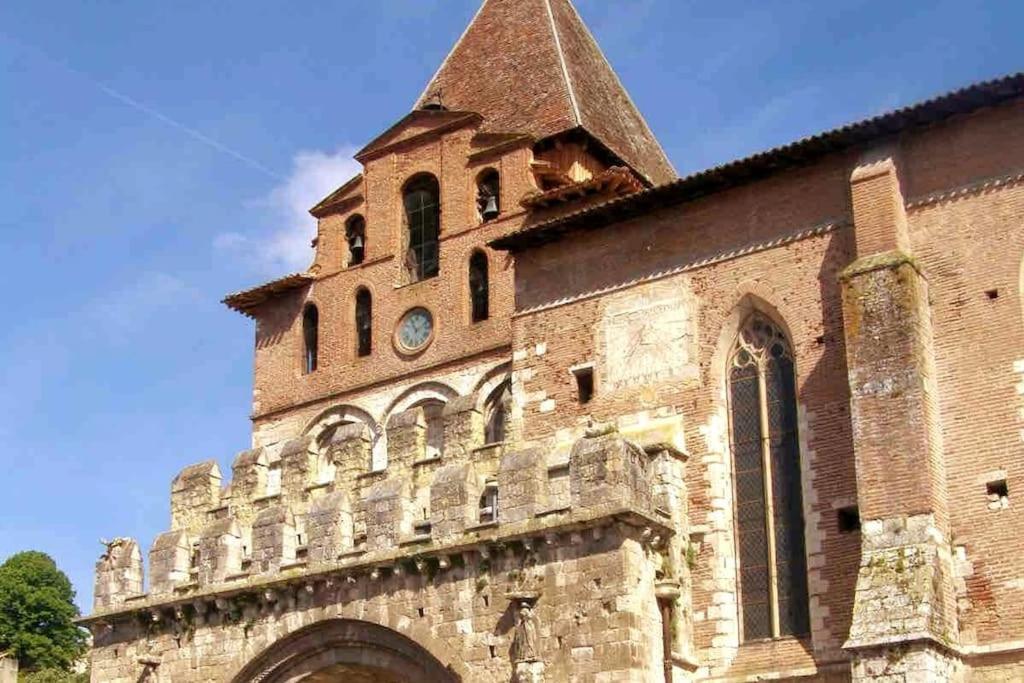 Appartement Entier Moissac Centre 30 M2 Calme Avec Cour Interieure Pour Velos A 50M Du Marche De مْواساك المظهر الخارجي الصورة